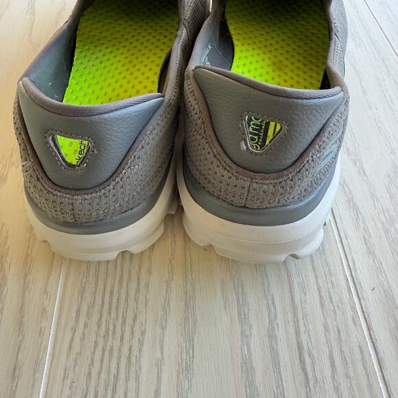Skechers Men’s Size 12 Go Walk 3 Goga Mat Gray Slip-On Walking Shoes - Picture 3 of 7